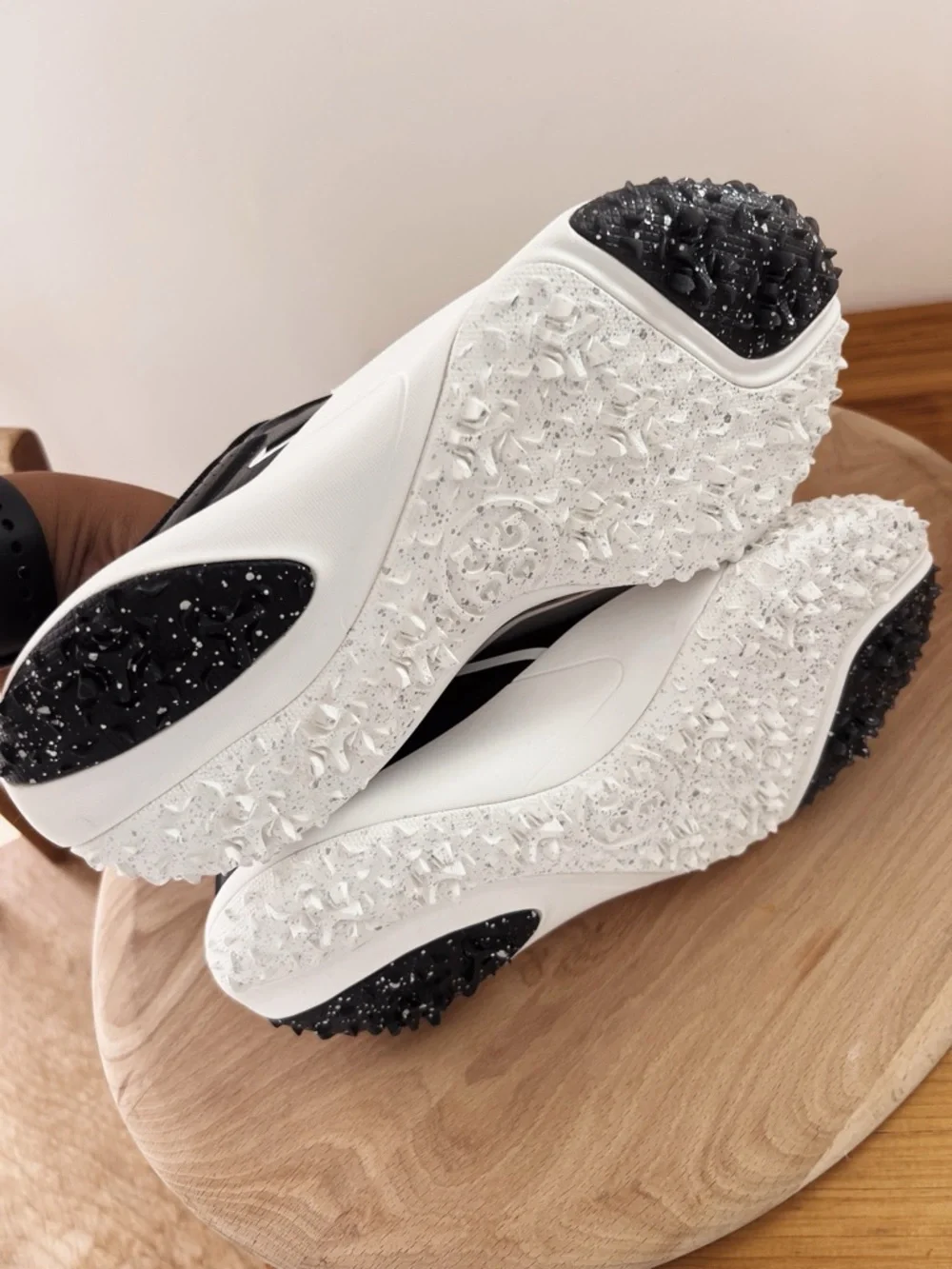 G/FORE G/18 LTD Release Black & White Golf Shoe - Picture 7 of 8